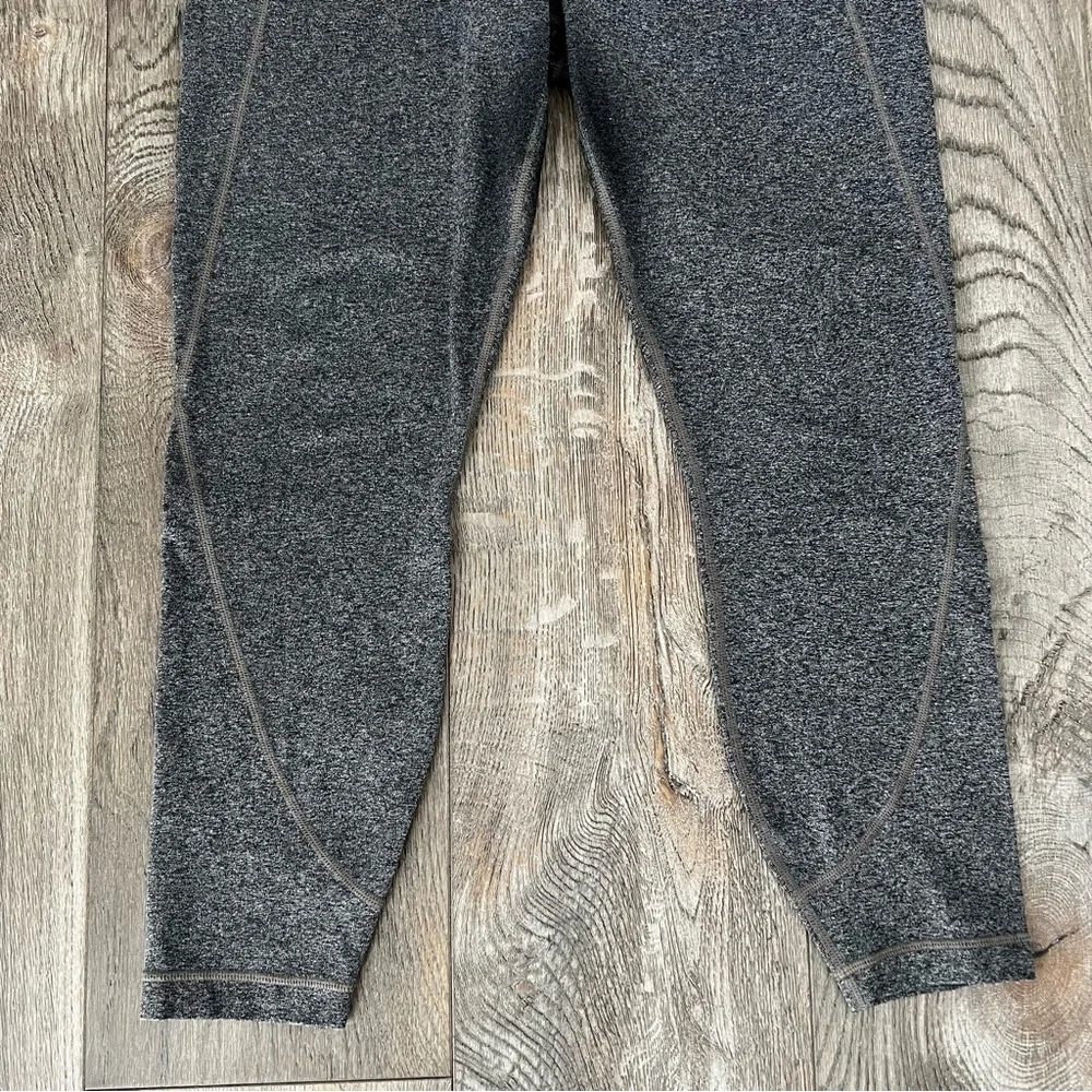 ATHLETA Salutation Heathered Charcoal Gray Crop Leggings 591375 Size L